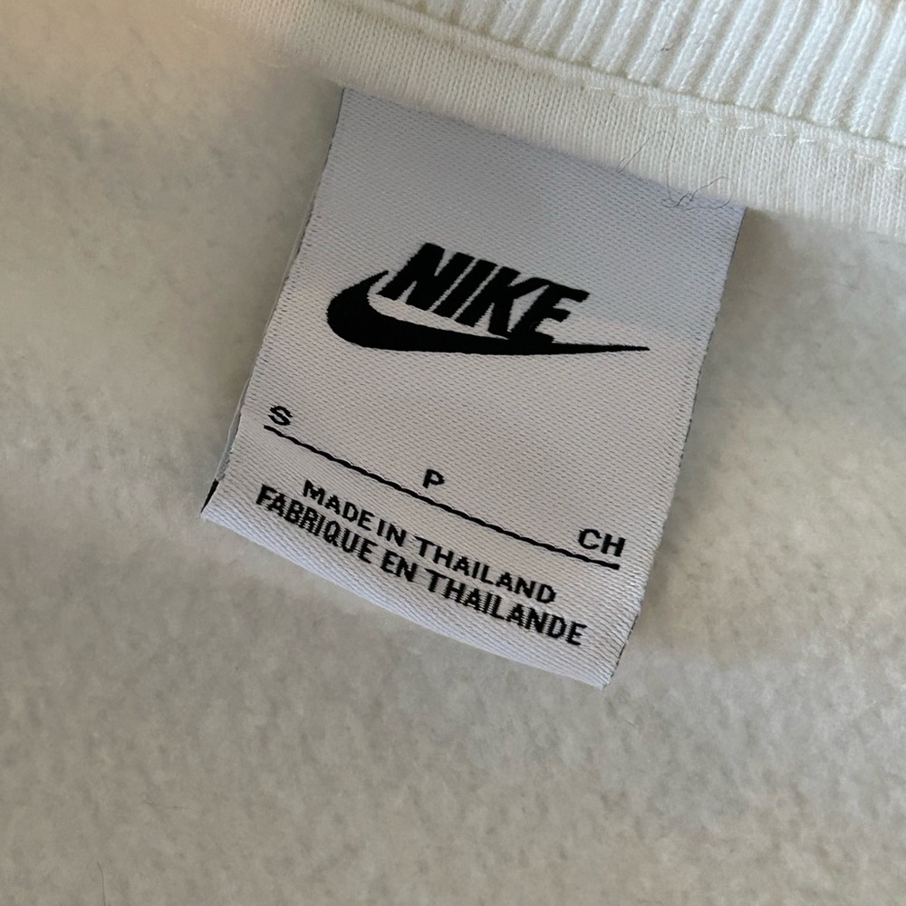 Nike Women's White/Cream Illinois Fighting Illini Sweatshirt - Picture 7 of 7